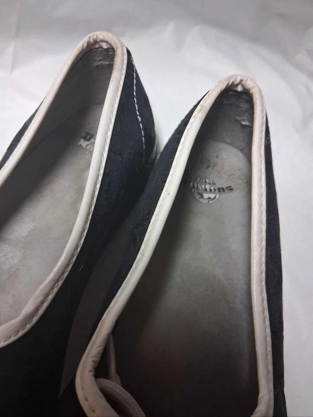 Dr. Martens classic women